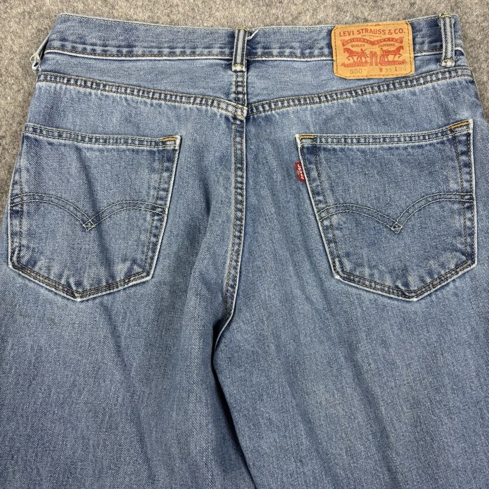 Levis 550 Jeans Mens 33x34 Relaxed Straight Light Wash Blue Denim‎ Casual Y2K